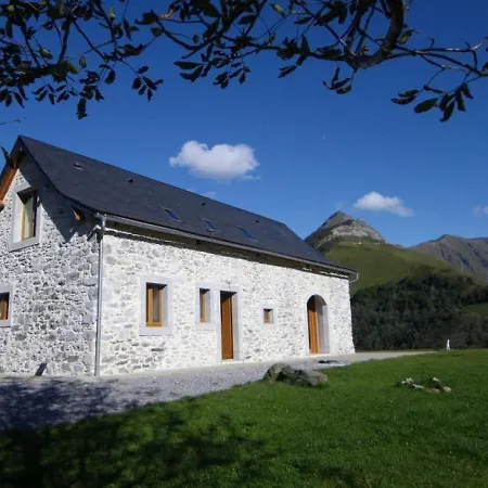 House La Sartesse 度假居 Sarrance